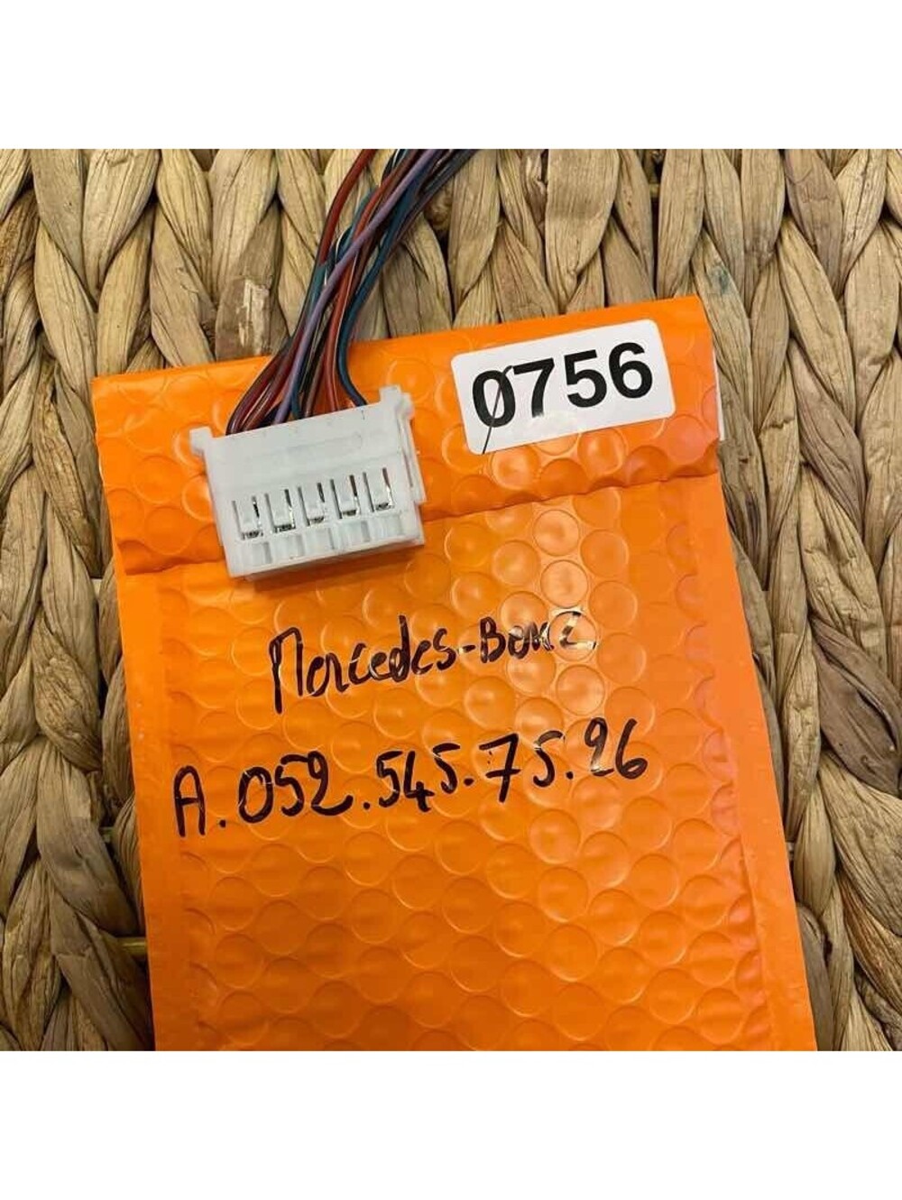 ✅Mercedes-Benz A 0525457526 wiring harness connector#️⃣756
